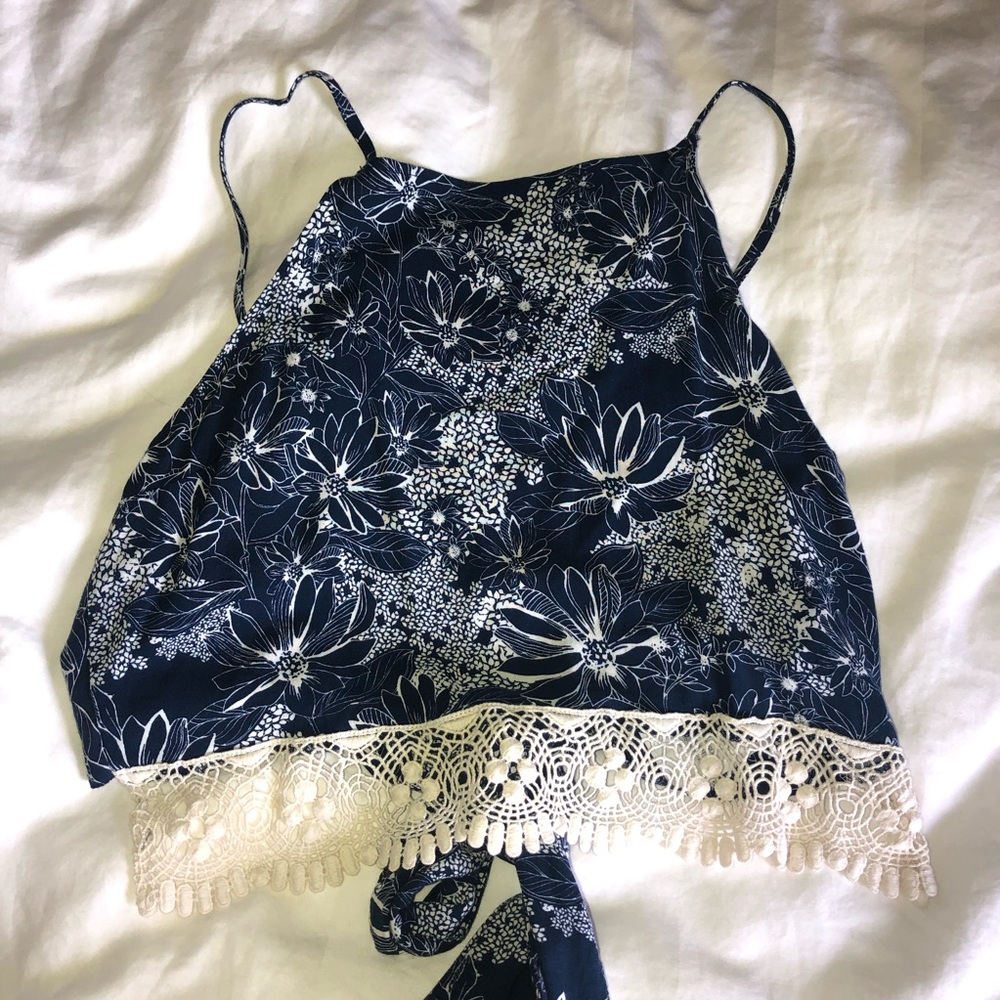 Abercrombie & Fitch crop top